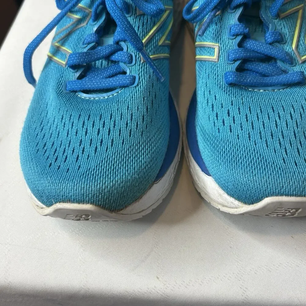 New Balance Womens Blue Fresh Foam 880v10 Running Shoes Size 5.5 Fitness Comfort